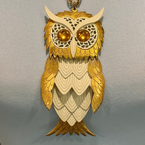 Vintage Owl Necklace With Hinged Parts - Picture 2 of 9